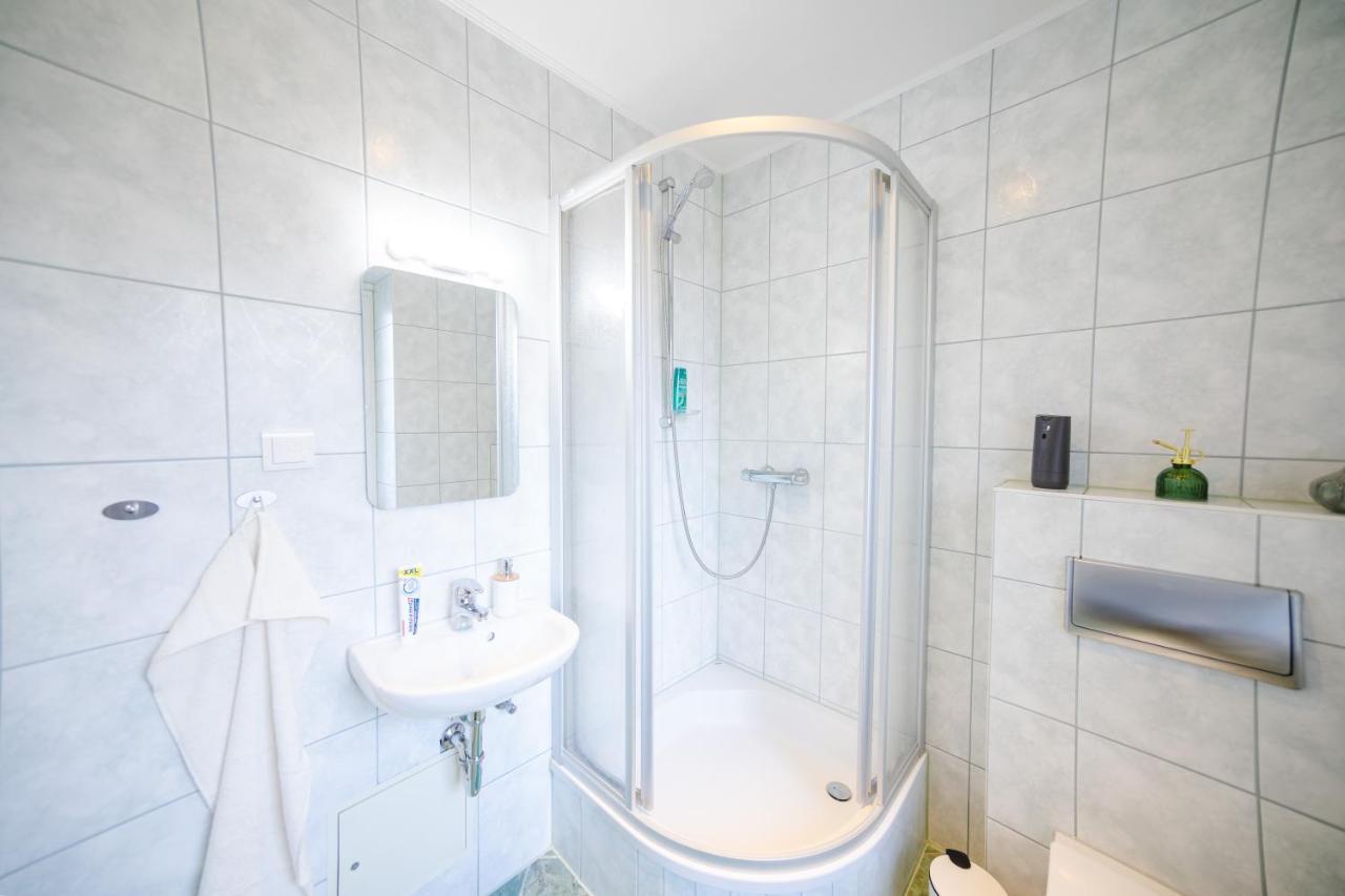 Ferienwohnung Jasmin - Gera Zentrum Neu Renoviert Exterior foto