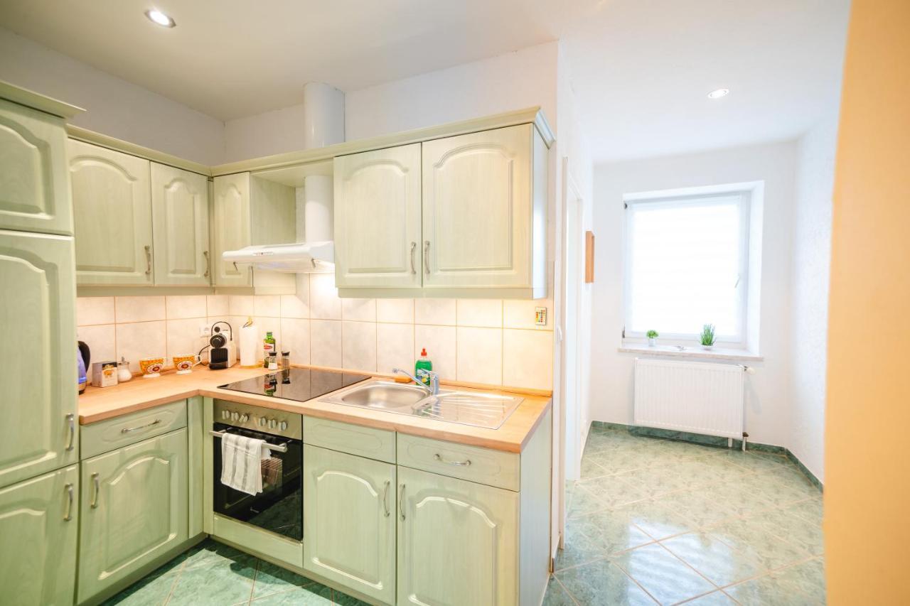 Ferienwohnung Jasmin - Gera Zentrum Neu Renoviert Exterior foto