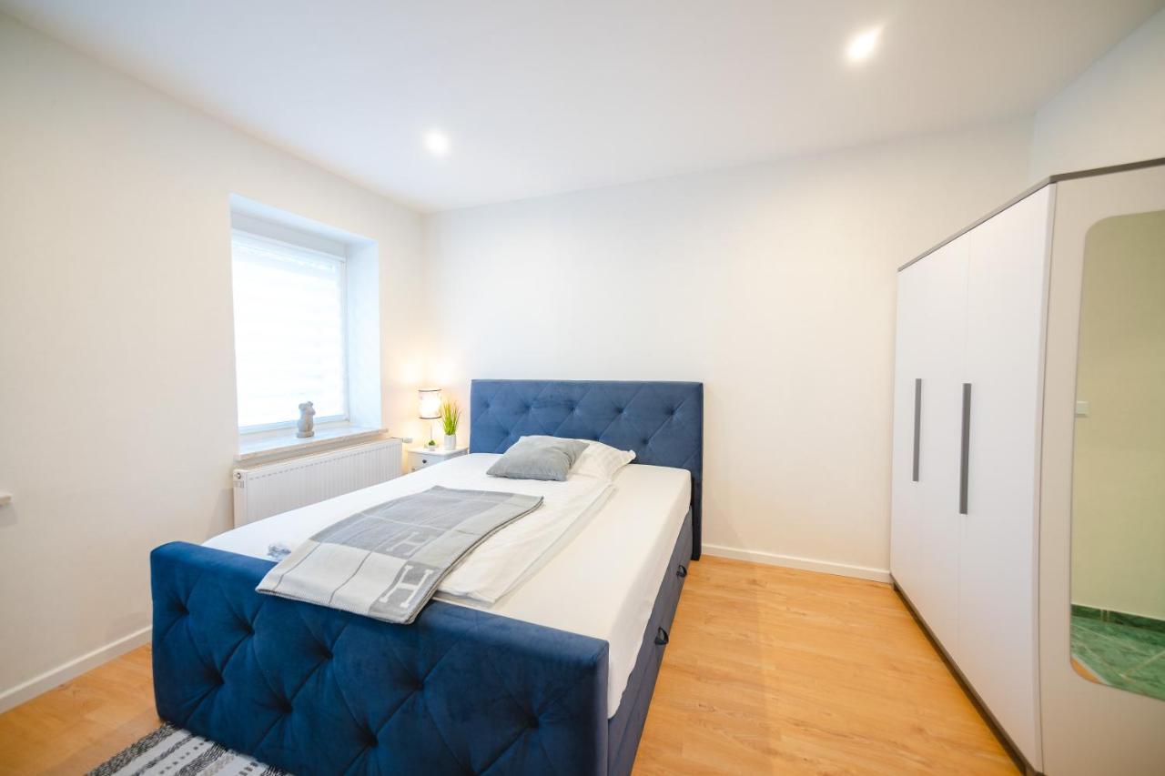 Ferienwohnung Jasmin - Gera Zentrum Neu Renoviert Exterior foto